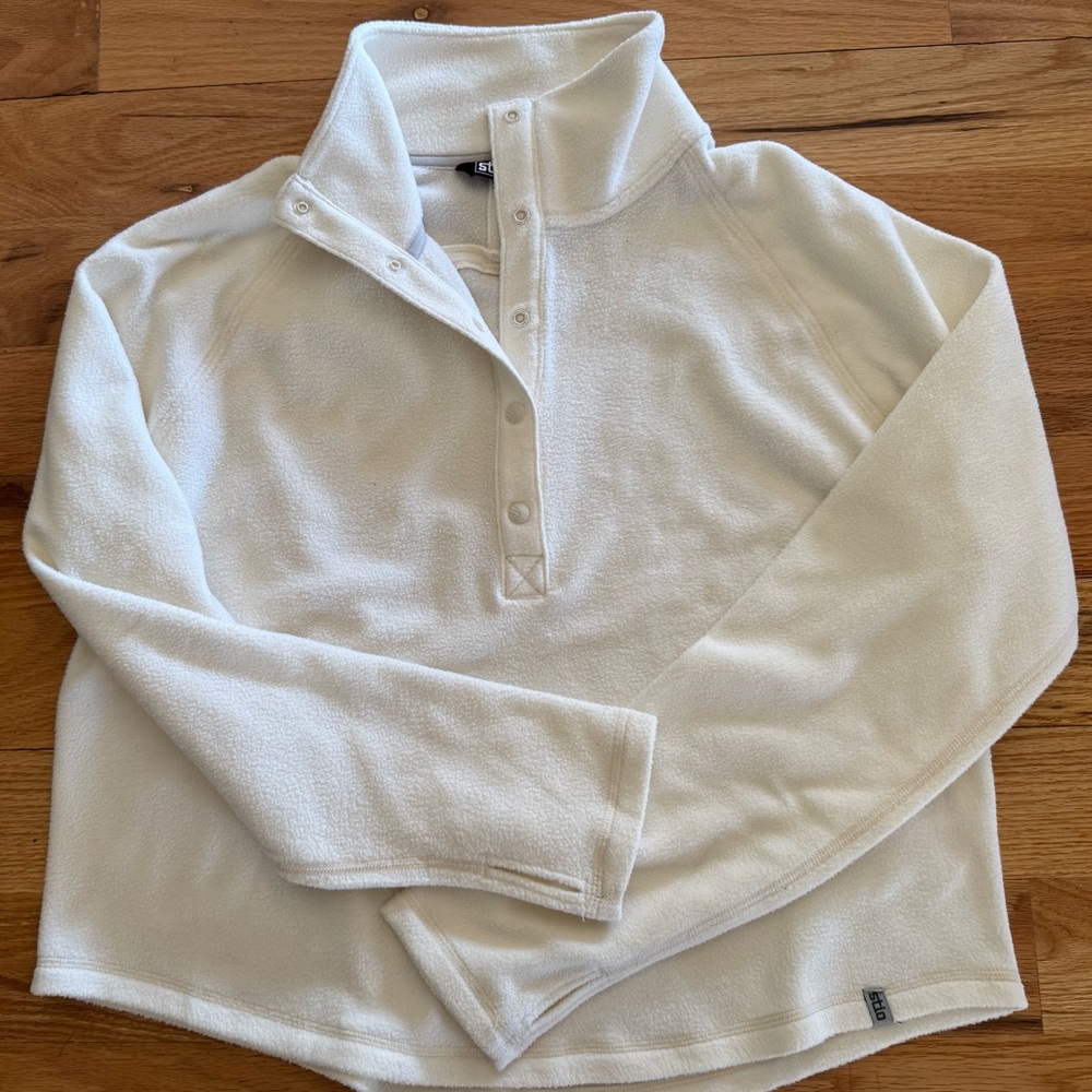 Stio Women's Cream Cowl Neck Fleece Top